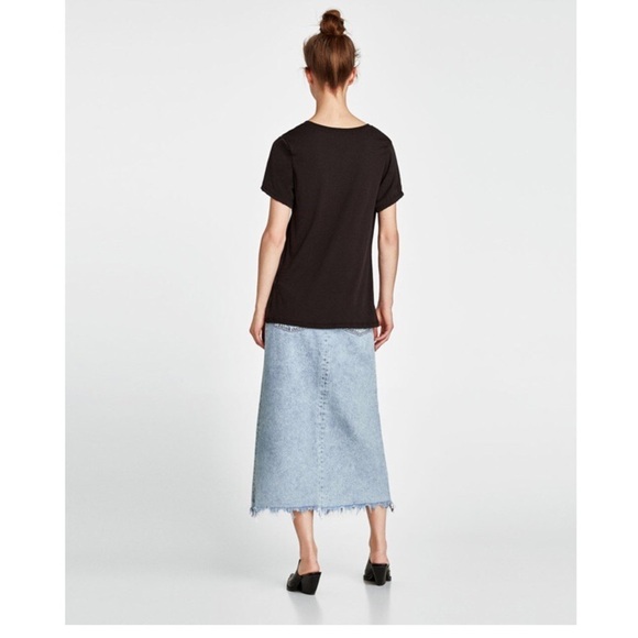 ZARA Contrasting Satin Finish T-shirt  Sz S - Picture 3 of 5